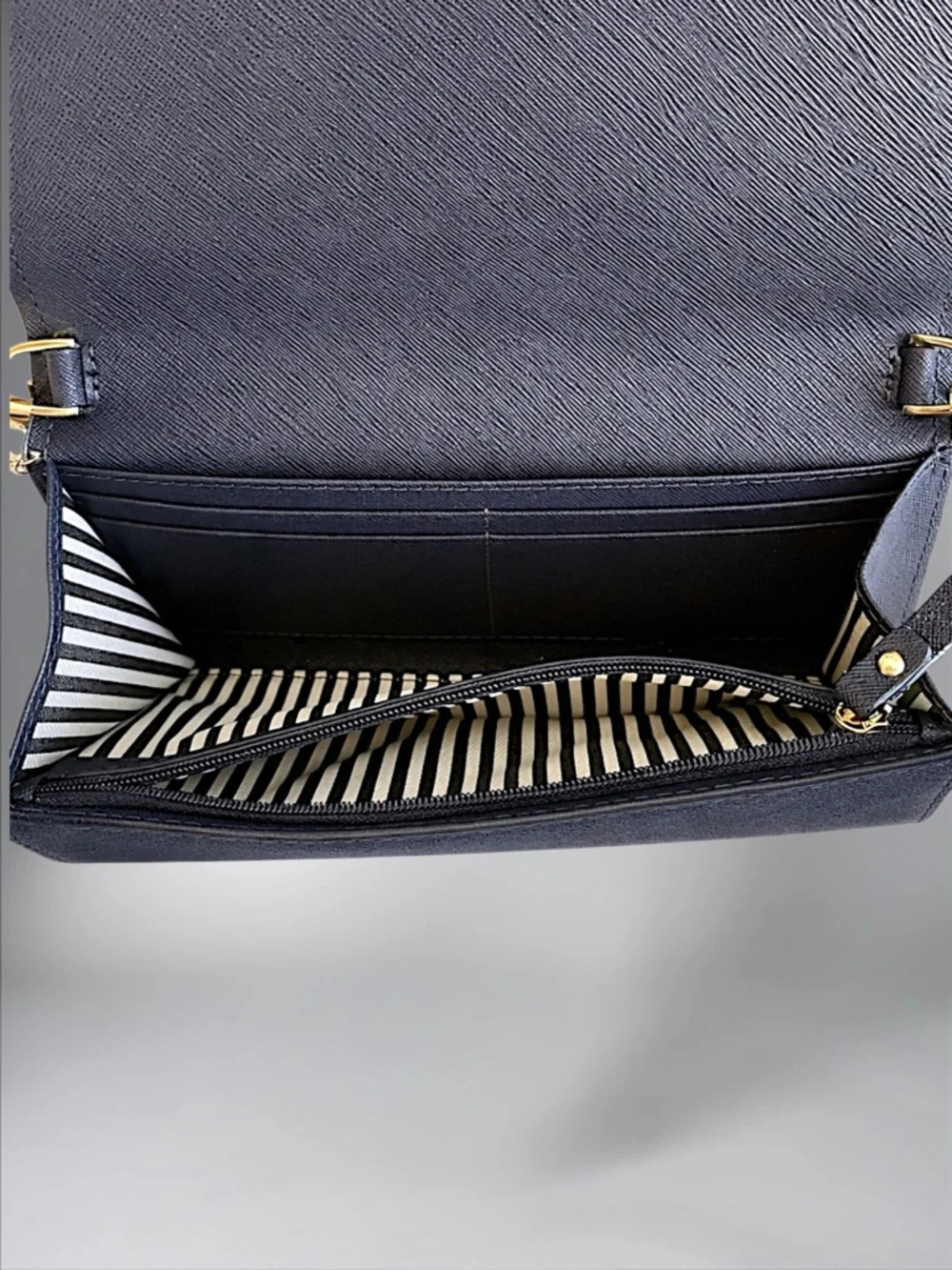 Kate Spade New York Spencer Flap Chain Wallet – Navy Saffiano Leather